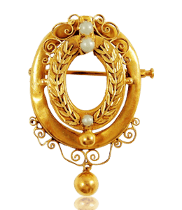 Gold brooch with pearl